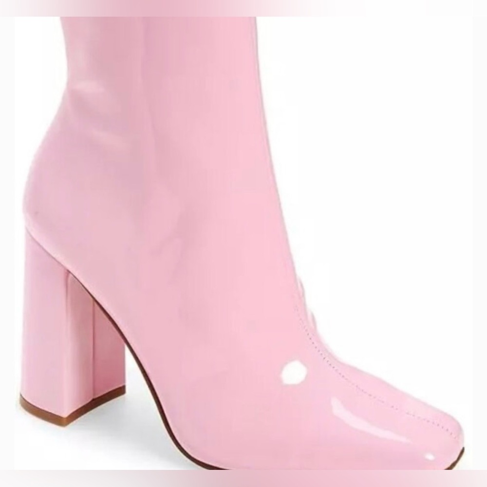 Steve Madden - Tarryn Pink Patent Boots - Picture 4 of 11